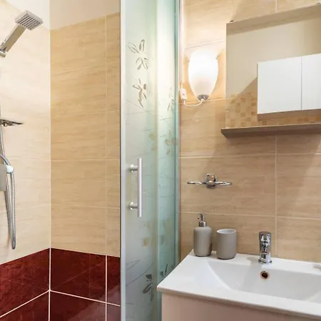 Lägenhet River View With Balcony