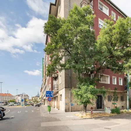 River View With Balcony Apartamento Budapest