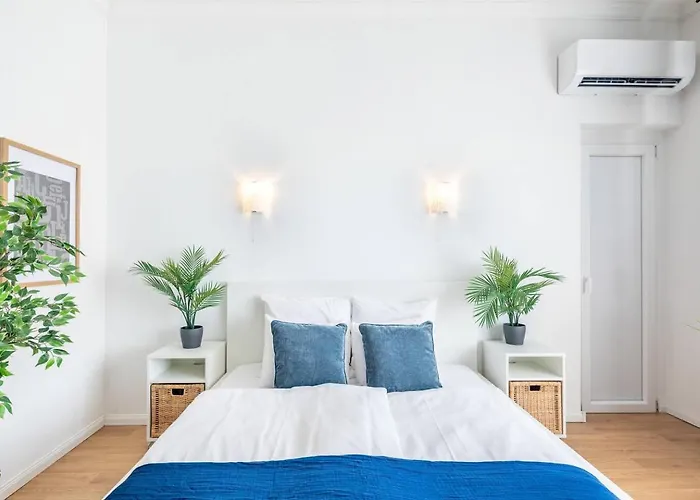 River View With Balcony Apartament *